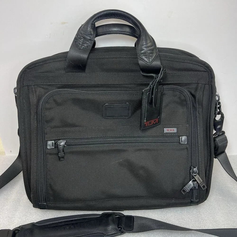 TUMI Alpha Expandable Organizer Briefcase Laptop Bag Black  26141 DH